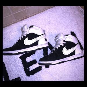 Nike check dunks high top sneaker black white
